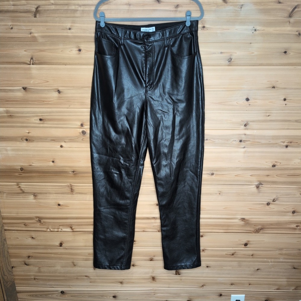 Abercrombie & Fitch 90s Straight Ultra High Rise Black Faux Leather Pants 14L 32